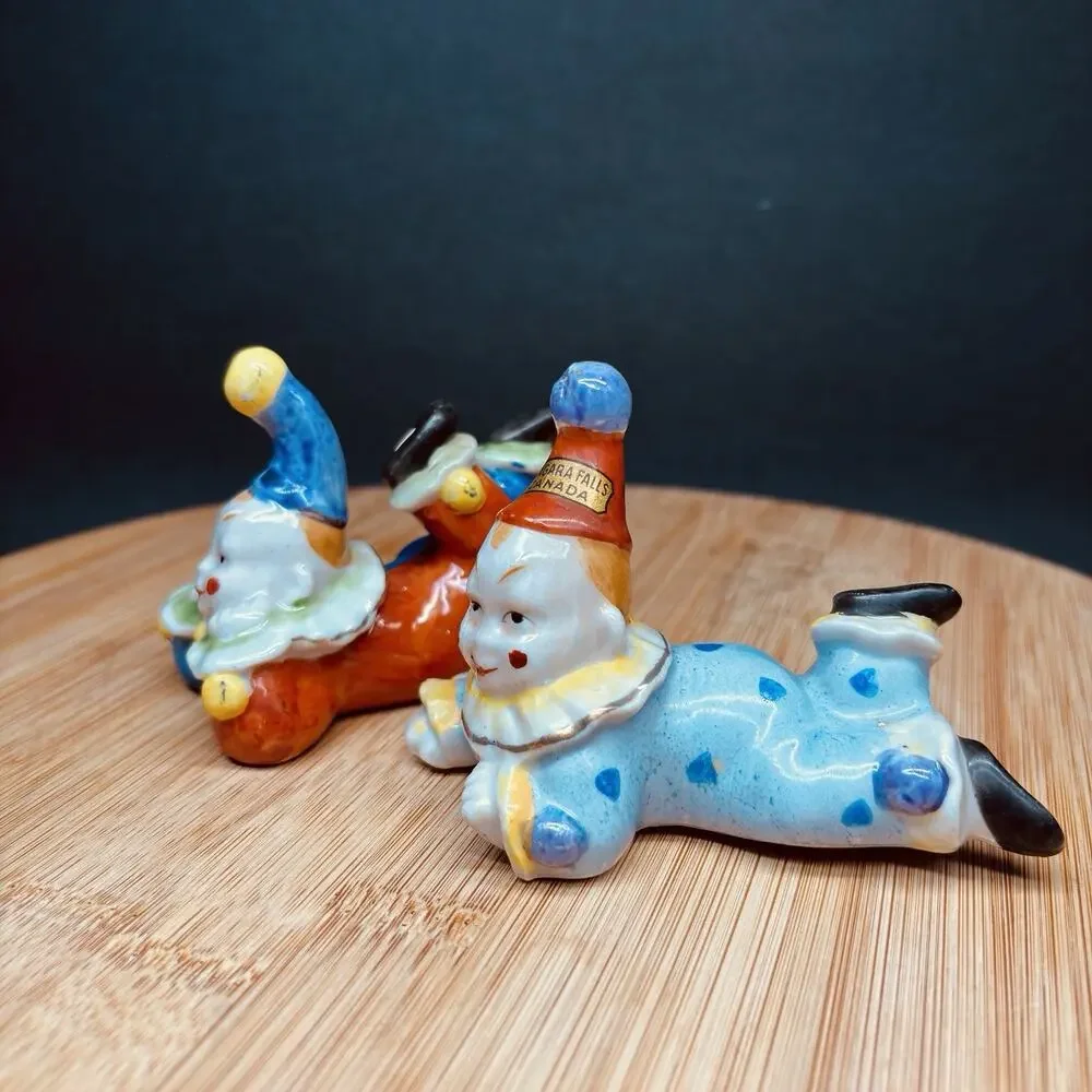 Vintage Niagara Falls Canada Clown Salt & Pepper Shakers Souvenir Japan